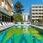 Szálloda Continental 4*