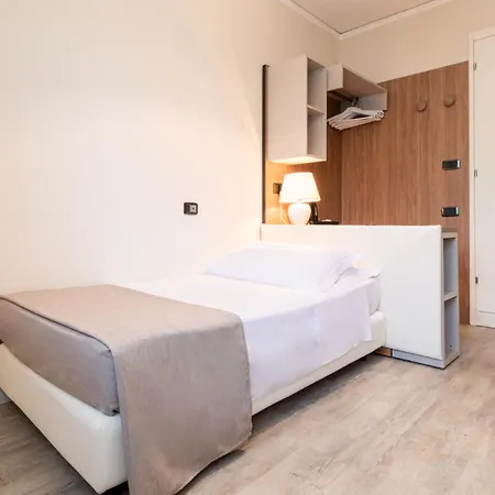 酒店 Continental 4*