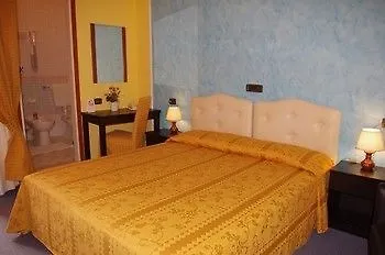Continental 4* 比比翁