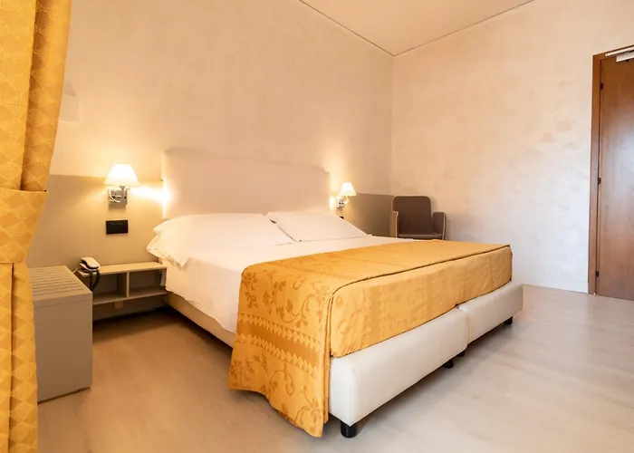 Szálloda Continental 4*