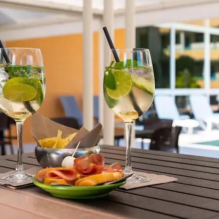 Continental B&B City Hotel Отель