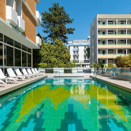 호텔 Continental 4*