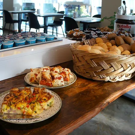 호텔 Continental 4*